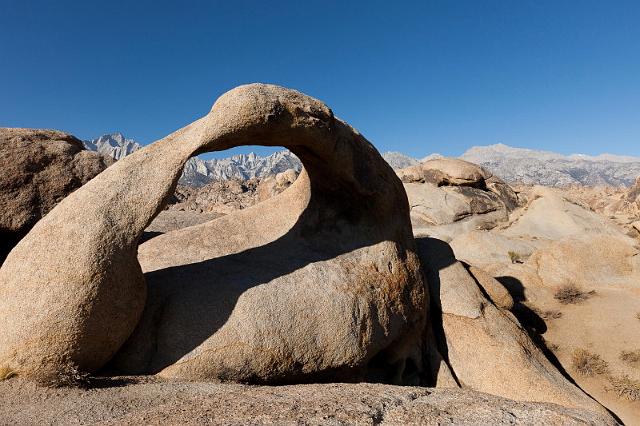 09 alabama hills, mobius arch.jpg